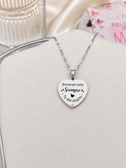 Collar Grabado "Feliz día Mamá" + Box de regalo